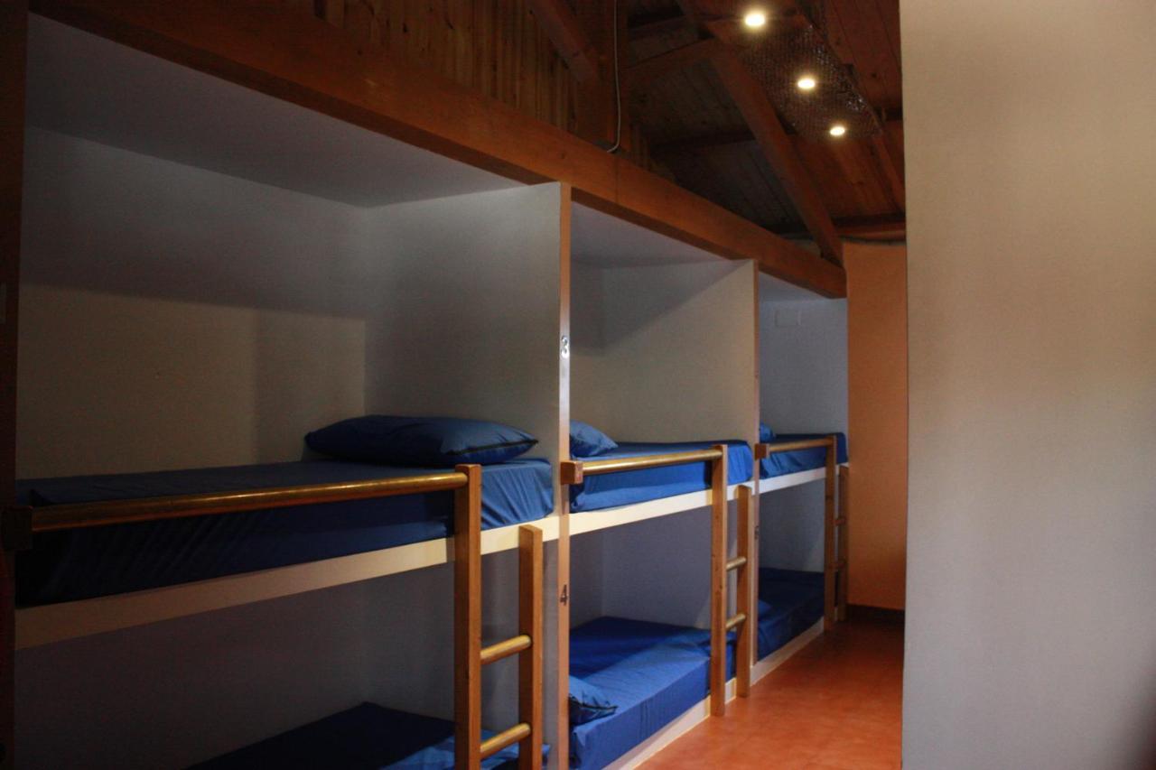 Albergue La Casa Del Camino Valverde de la Virgen Екстериор снимка